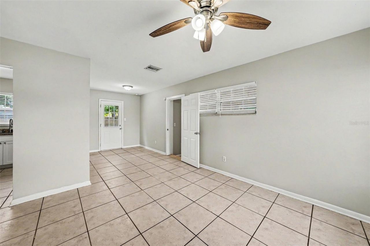 10209 N 28th Street, Tampa, FL 33612 Photo