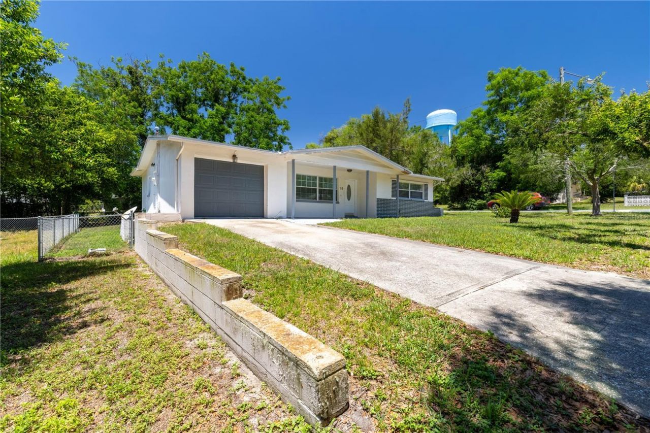 18 N Harrison Street, Beverly Hills, FL 34465 Main Photo