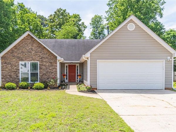 7015 Walnut Mill Landing, Cumming, GA 30040