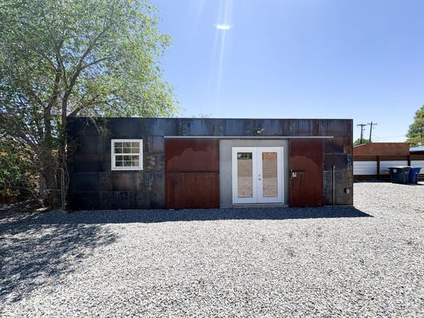2800 Duranes Road NW, Albuquerque, NM 87104