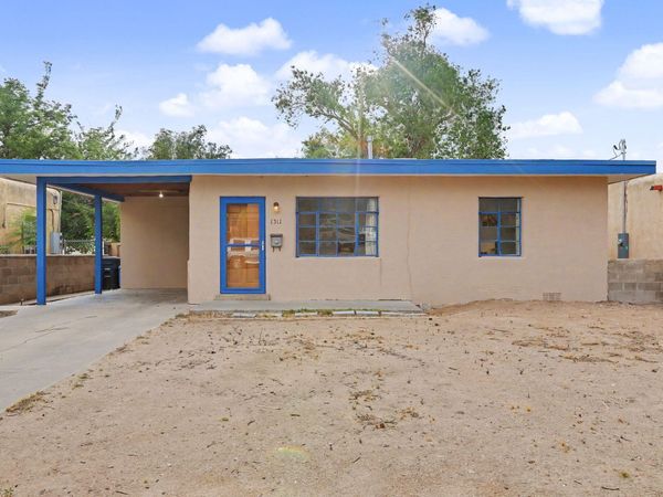 1311 Dartmouth Drive NE, Albuquerque, NM 87106