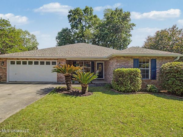 88381 E Diamondhead Drive, Diamondhead, MS 39525