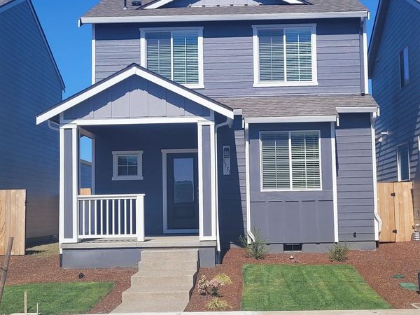 1151 Parkside Av, Woodburn, OR 97071