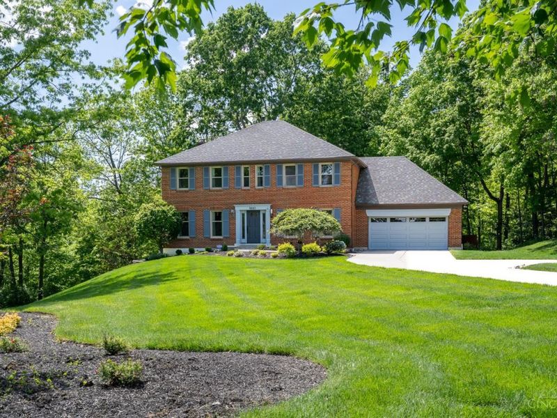 8883 Appleseed Drive, Symmes Township, OH 45249 Photo 2