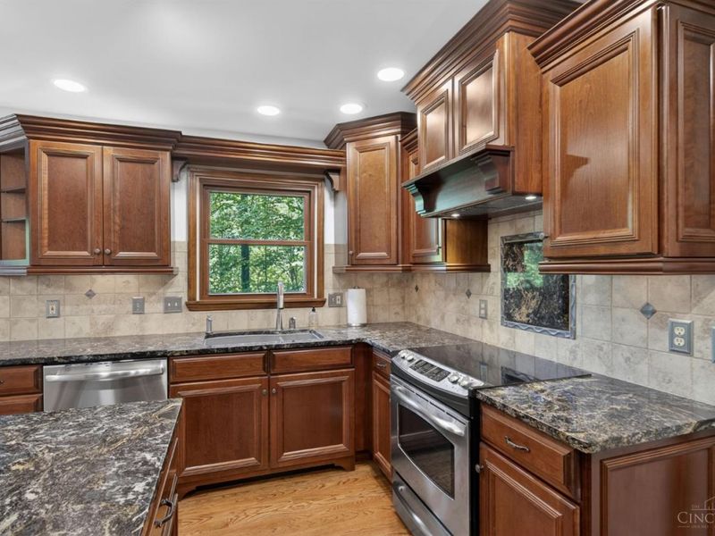 8883 Appleseed Drive, Symmes Township, OH 45249 Photo 28