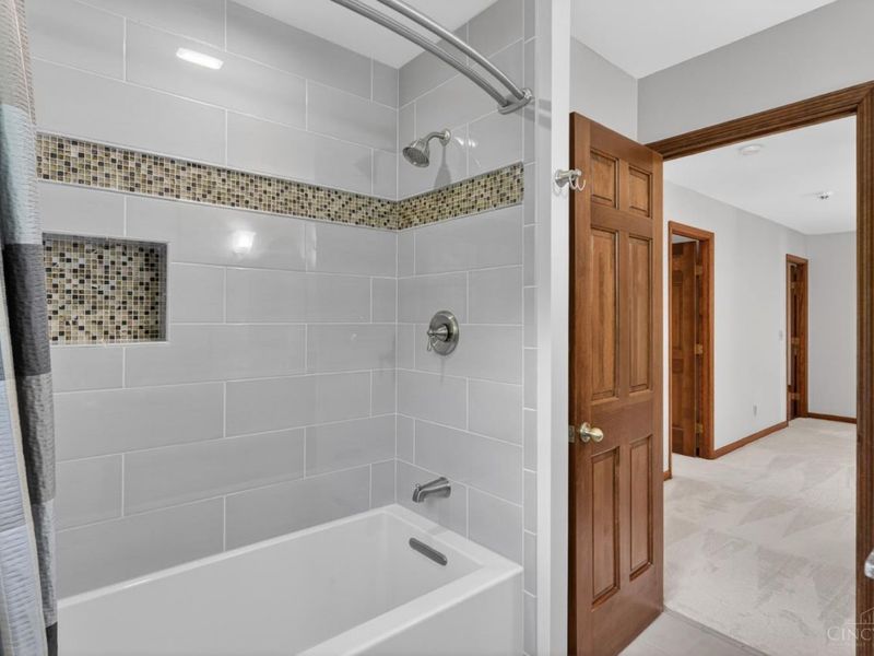 8883 Appleseed Drive, Symmes Township, OH 45249 Photo 55