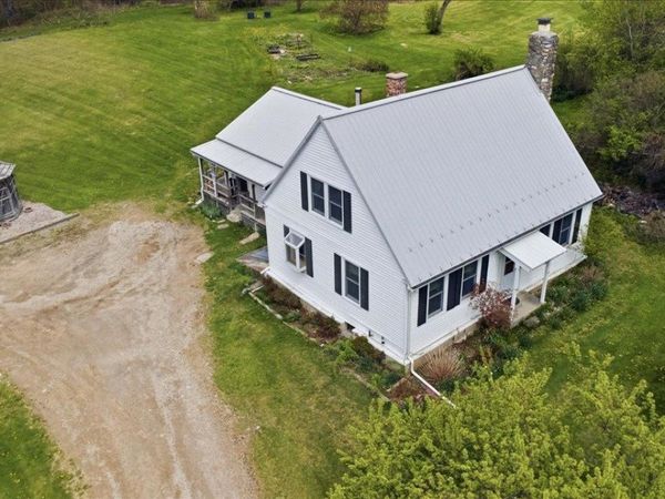 2154 US Route 7, Pownal, VT 05261
