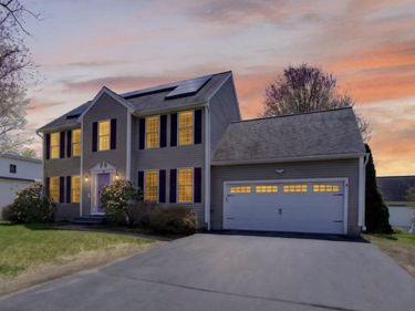 54 Pine Hill Road, Nashua, NH 03063