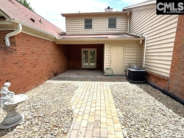 210 Carlyle Circle Photo 19