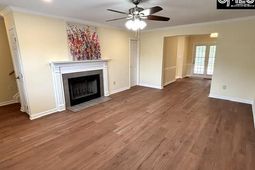 210 Carlyle Circle photo 4