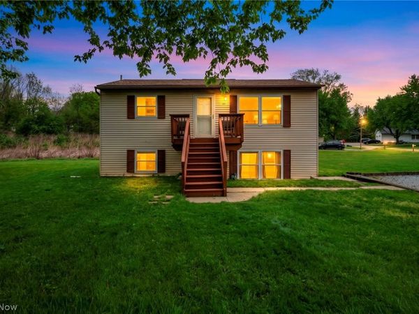 1529 Benjamin Court , Kent, OH 44240