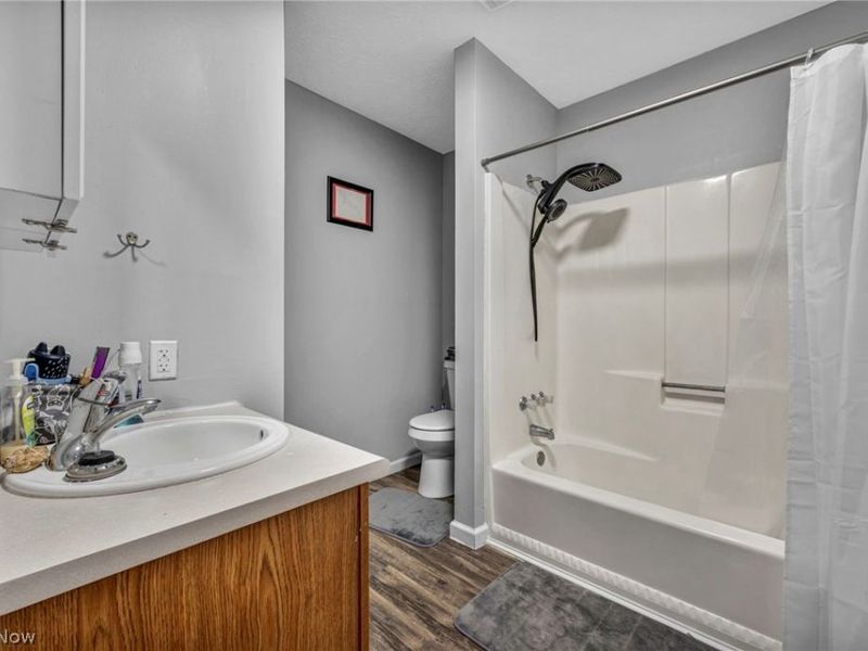 1529 Benjamin Court, Kent, OH 44240 Photo 8
