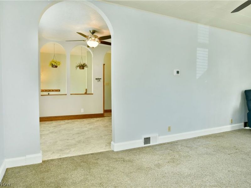 406 McDonald Avenue, Mc Donald, OH 44437 Photo 10