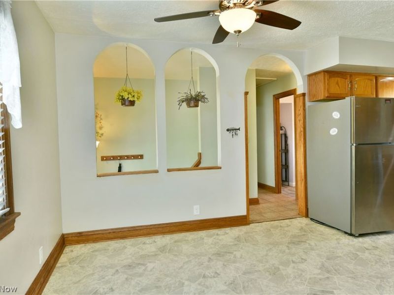 406 McDonald Avenue, Mc Donald, OH 44437 Photo 11
