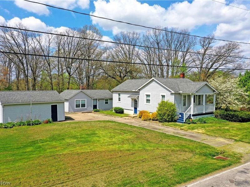 406 McDonald Avenue, Mc Donald, OH 44437 Photo 2