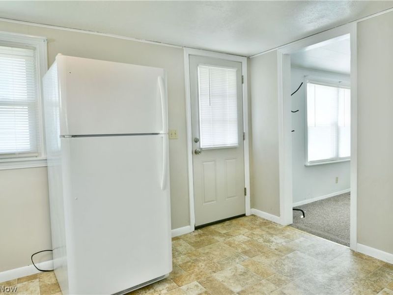 406 McDonald Avenue, Mc Donald, OH 44437 Photo 27