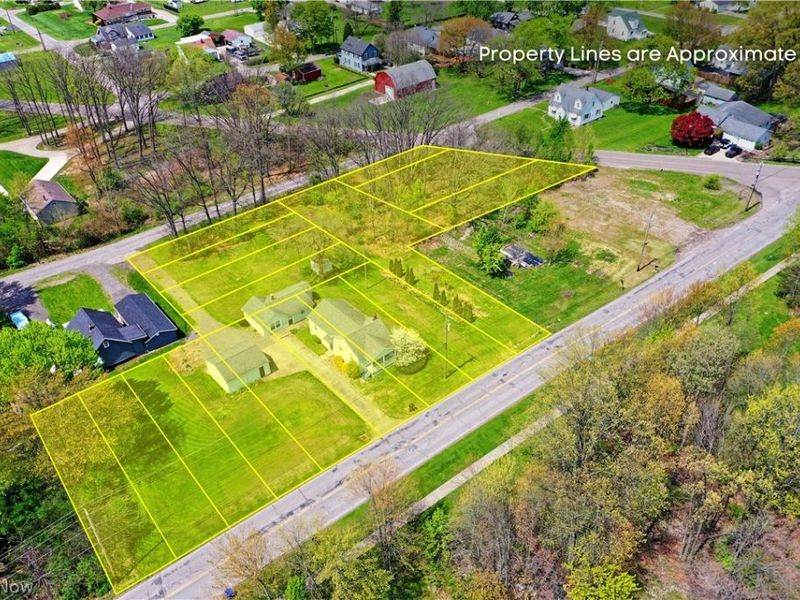 406 McDonald Avenue, Mc Donald, OH 44437 Photo 4