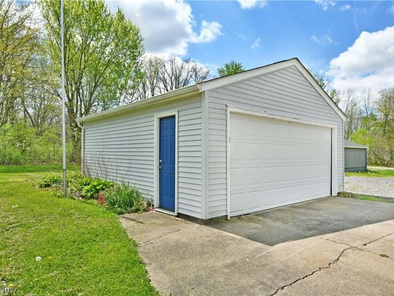 406 McDonald Avenue, Mc Donald, OH 44437 Photo 40