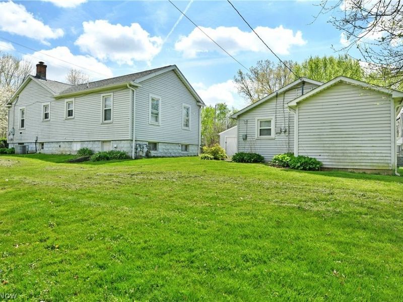 406 McDonald Avenue, Mc Donald, OH 44437 Photo 44