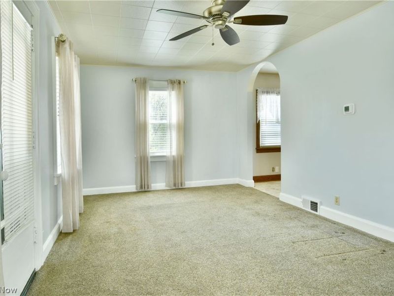 406 McDonald Avenue, Mc Donald, OH 44437 Photo 9