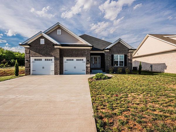 3202 Shadbush Way , Bowling Green, KY 42101
