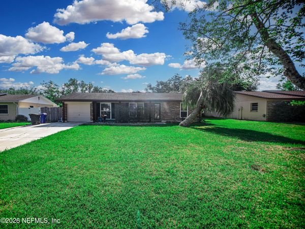 1367 BELLAIR Boulevard, Orange Park, FL 32073