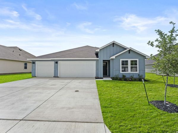 488 SONOMA ST, Fredericksburg, TX 78624