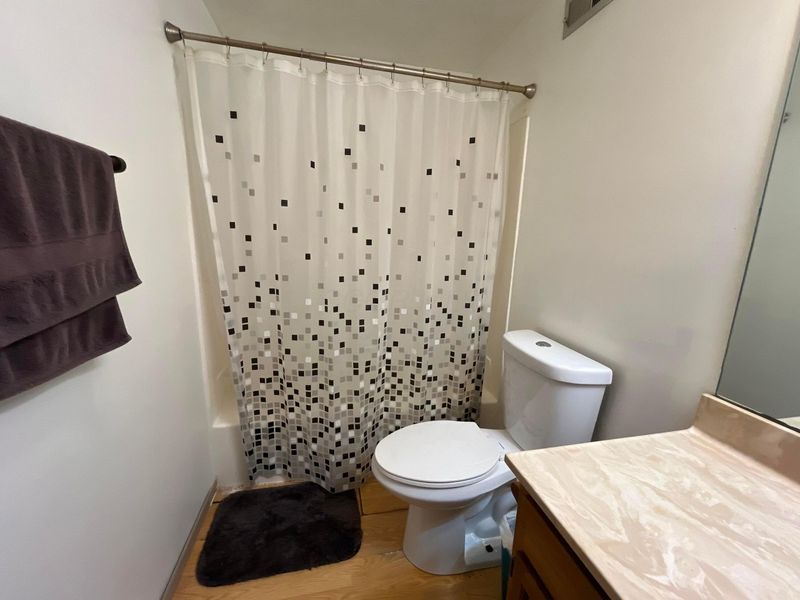 950 Ridenour Road , Gahanna, OH 43230 Photo 49
