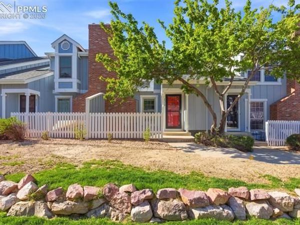2579 Hatch Circle, Colorado Springs, CO 80918