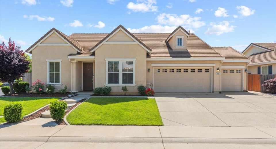 1053 Hillsdale Ln, Lincoln, CA 95648 Photo