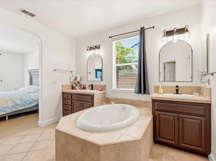1053 Hillsdale Ln, Lincoln, CA 95648 Photo