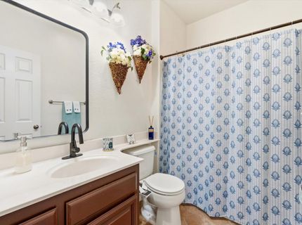 1053 Hillsdale Ln, Lincoln, CA 95648 Photo