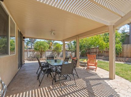 1053 Hillsdale Ln, Lincoln, CA 95648 Photo