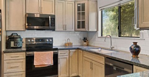 7610 Lakeridge Cir, Elk Grove, CA 95624 Photo