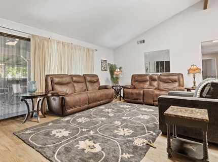 7610 Lakeridge Cir, Elk Grove, CA 95624 Photo