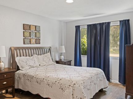 7610 Lakeridge Cir, Elk Grove, CA 95624 Photo