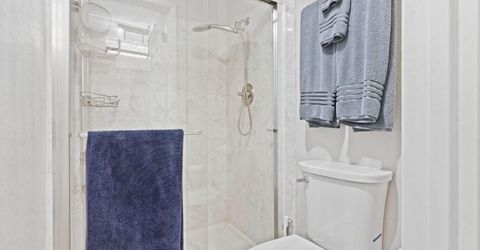 7610 Lakeridge Cir, Elk Grove, CA 95624 Photo