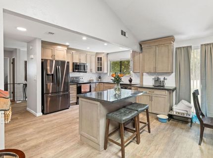 7610 Lakeridge Cir, Elk Grove, CA 95624 Photo