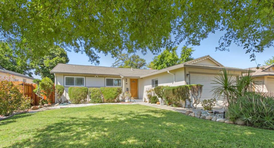 4718 Brookfield Dr, Sacramento, CA 95823 Photo