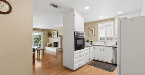 4718 Brookfield Dr, Sacramento, CA 95823 Photo
