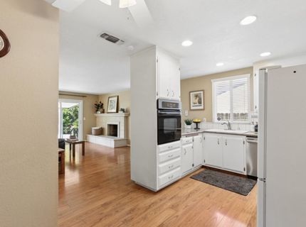 4718 Brookfield Dr, Sacramento, CA 95823 Photo
