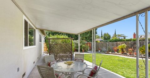 4718 Brookfield Dr, Sacramento, CA 95823 Photo