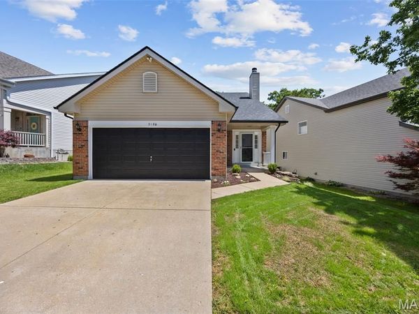 7184 Tournament Drive, St Louis, MO 63129