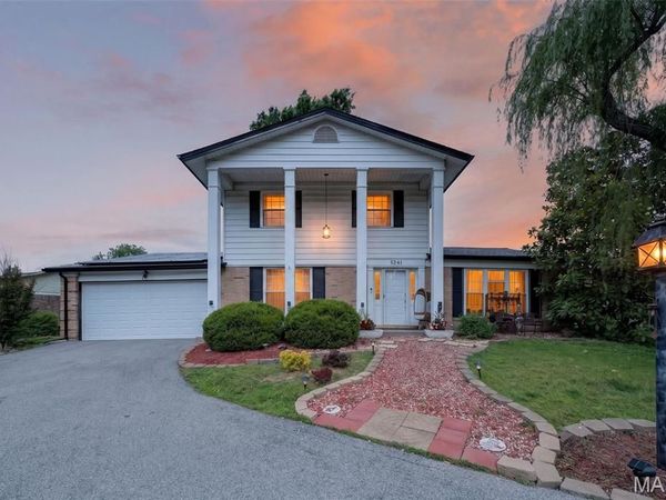 5241 Brass Lantern Place, Mehlville, MO 63128