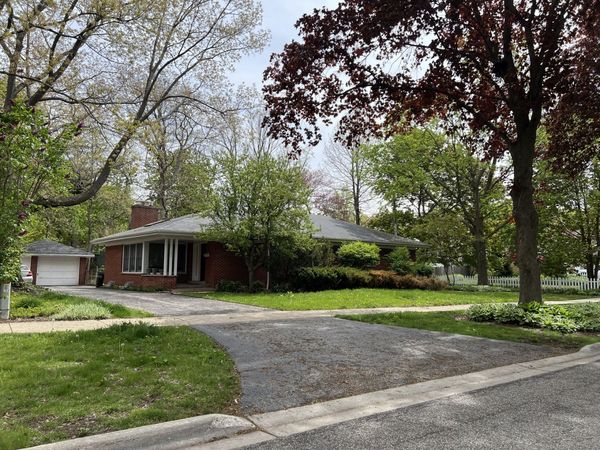 1505 Willow Street , Lake Forest, IL 60045