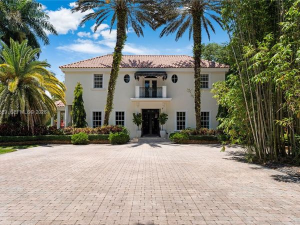 6801 SW 94th St , Pinecrest, FL 33156