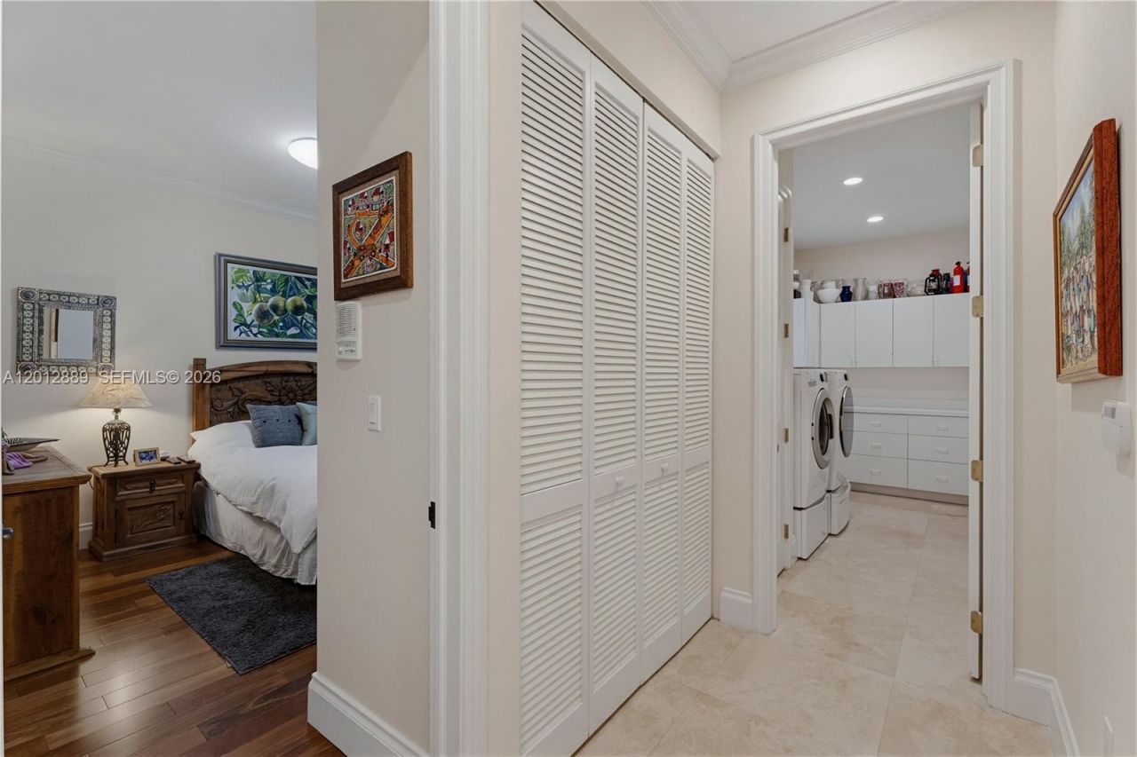6801 SW 94th St , Pinecrest, FL 33156 Photo