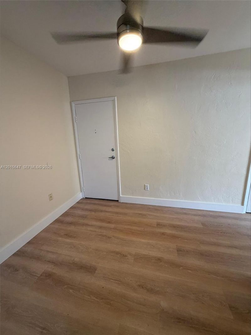 1346 Alton Rd , Unit B4, Miami Beach, FL 33139 Photo