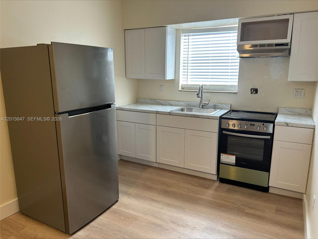 1346 Alton Rd , Unit B4, Miami Beach, FL 33139 Photo
