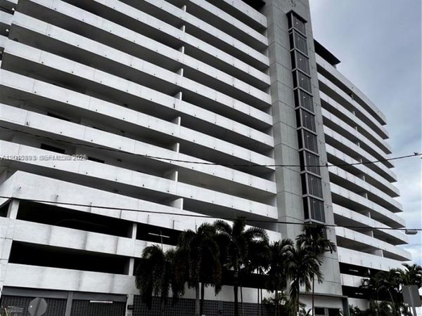 36 NW 6th Ave , Unit 809, Miami, FL 33128
